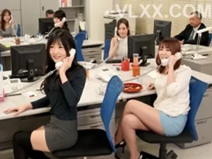 CAWD-183 Thủ dâm bằng giọng Kansai dễ thương♪ Thủ dâm♪ "Đừng xuất tinh vội!" Sex tay ba ngược giữa hai cô gái Kansai sẽ tiếp tục thủ dâm cho đến khi nó đứt Maeno Nana Hoshino Kokoro