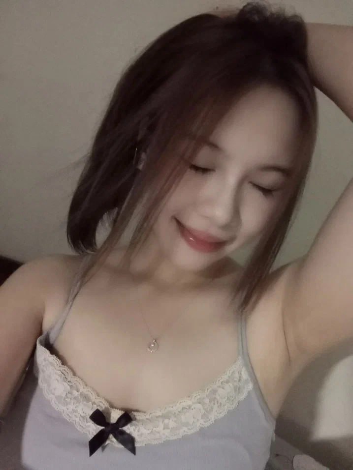 Em thư ký chiều sếp